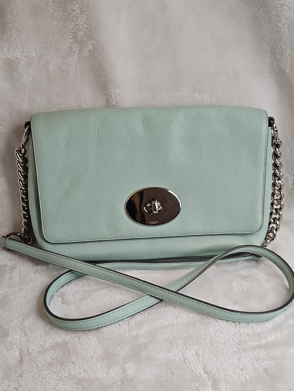 Coach Crosstown Crossbody Bag in Pebbled Leather – Seaglass Mint